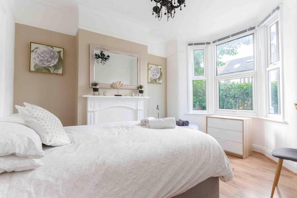 Contemporary 3 Bed House With Spacious Garden Close To Stratford Londýn Exteriér fotografie